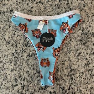BNWT Moana Bikini Tiger Tantrum Bottoms